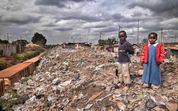 Посещение трущоб Кибера в Кении