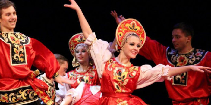 Занятия народными танцами в г. Томске