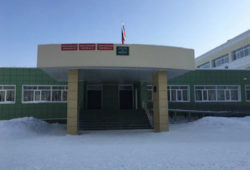 Школа № 25 в Октябрьском районе